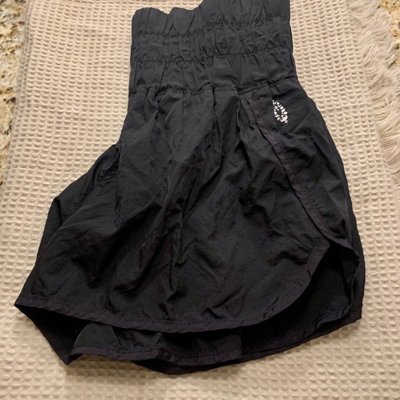 EUC Free People The Way Home Shorts Black Sz M - like new! - Picture 10 of 12